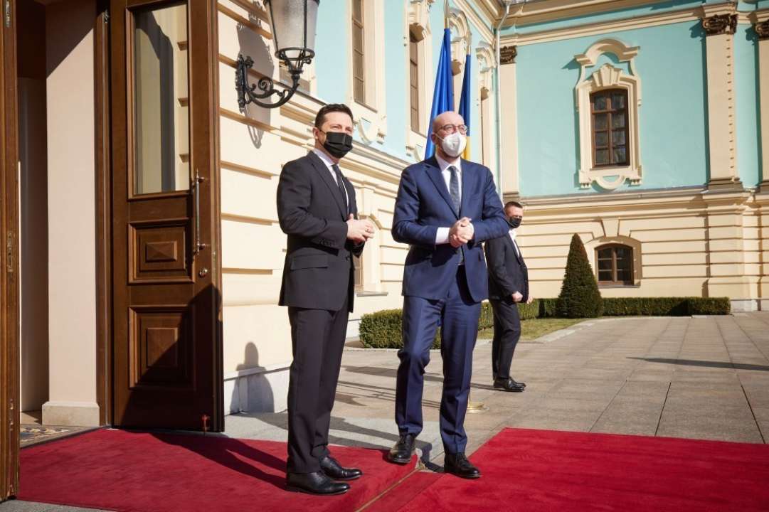 Зеленський обговорив з президентом Євроради питання анексії Криму
