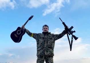 Коля Сєрга представив пісню українською мовою/Фото: Instagram/Автор: thekolya thekolya