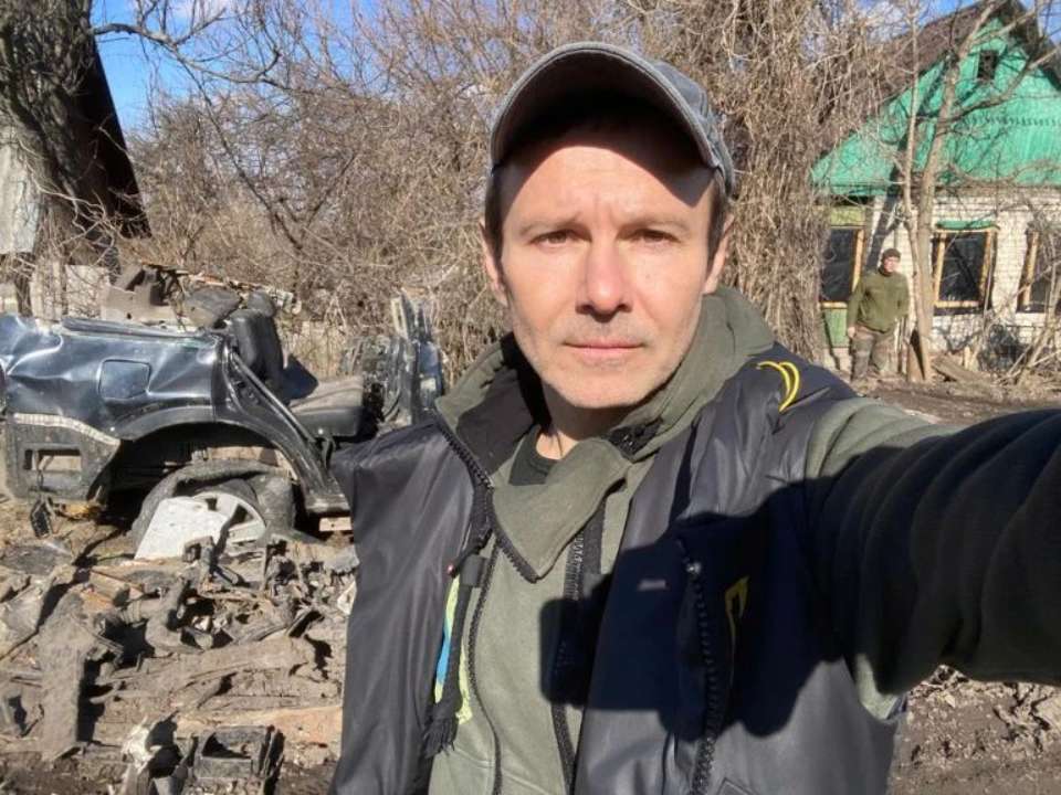 Святослав Вакарчук записал обращение к украинским добровольцам/Фото: Святослав Вакарчук/Instagram "Государство - это люди. Мы обязательно победим": Вакарчук поздравил украинских добровольцев
