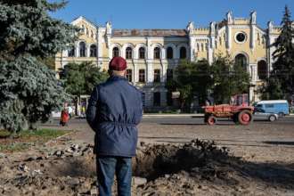ВОЗ зафиксировала рекордное количество атак на медсистему Украины/Фото: Carl Court/Getty Images В ВОЗ назвали количество атак рф на медсистему Украины