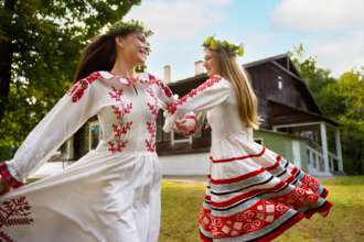 Всесвітній День мистецтва та Міжнародний День культури / Фото: freepik Два важливі свята в один день: відзначаємо Всесвітній День мистецтва та Міжнародний День культури
