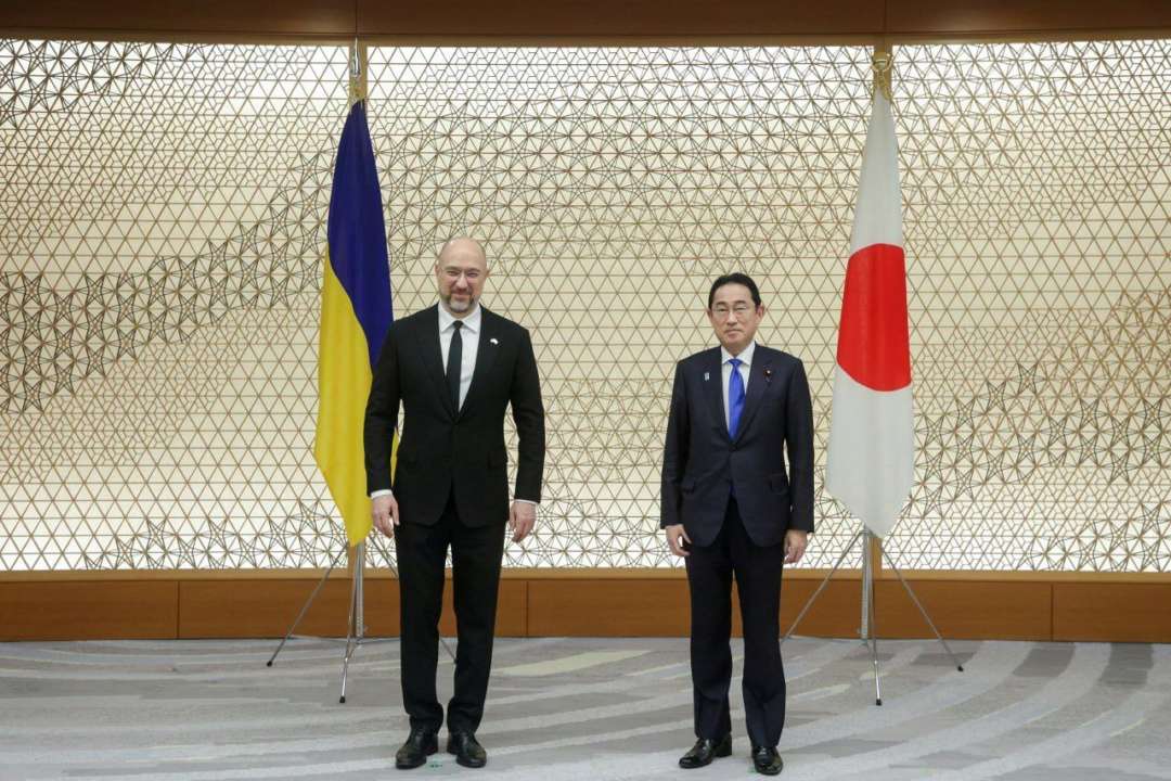 Денис Шмигаль і Кісіда Фуміо під час Конференції з економічного розвитку та відбудови в Токіо/Фото: Denys_Smyhal Що робить Уряд, щоб у світі з’явилося "українське економічне диво": відповів Шмигаль