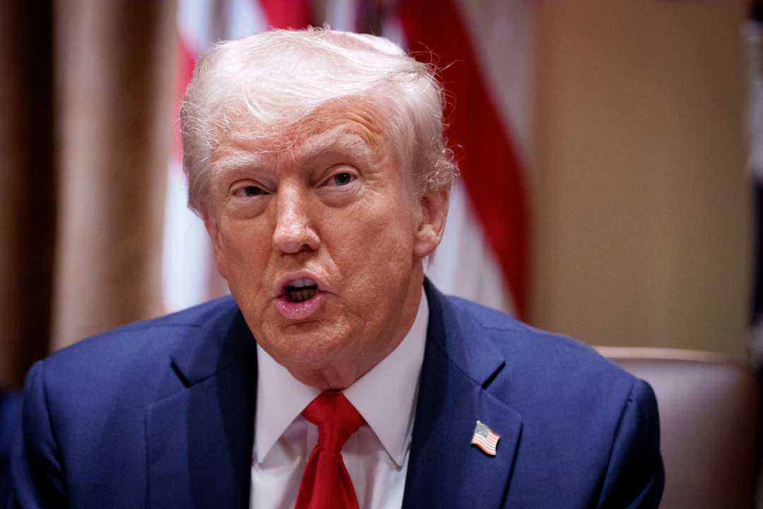 Трамп має намір зупинити всю допомогу Україні: адміністрація збирає зустріч