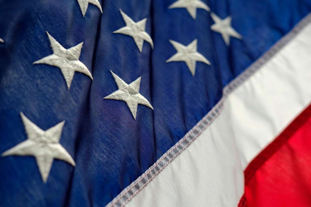 США