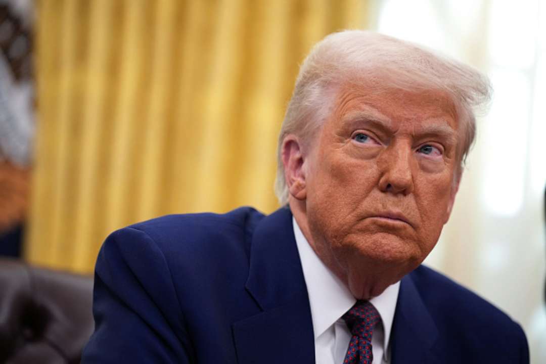 Експерт пояснив, що зашифрував Трамп у своїх заявах про Україну та Зеленського/Фото: Getty Images Експерт пояснив, що зашифрував Трамп у своїх заявах про Україну та Зеленського