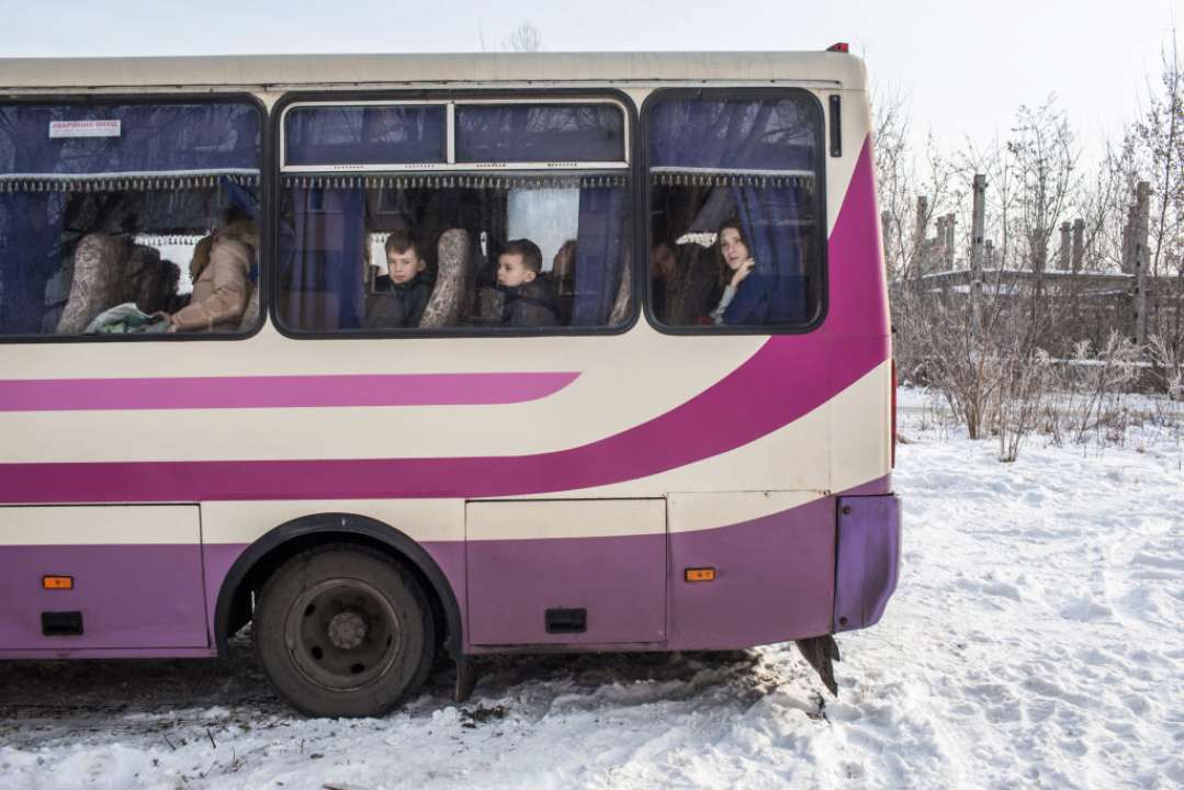 Россияне обстреляла пассажирский автобус в Харьковской области