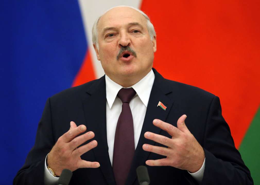 12 держав та Євросоюз: у Білорусі склали список "недружніх країн"