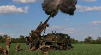Артилеристи знищують ворога. Фото: Joint Forces Task Force Артилерійські установки Caesar