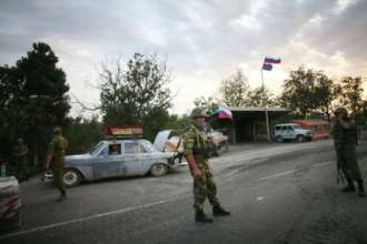 У Маріуполі розпочався "референдум"/Фото: Getty Images Маріуполь