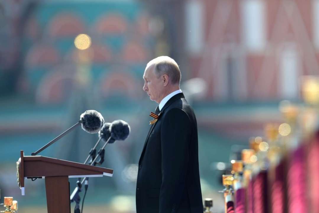 Подоляк прокоментував слова путіна про переговори/Фото: Getty Images