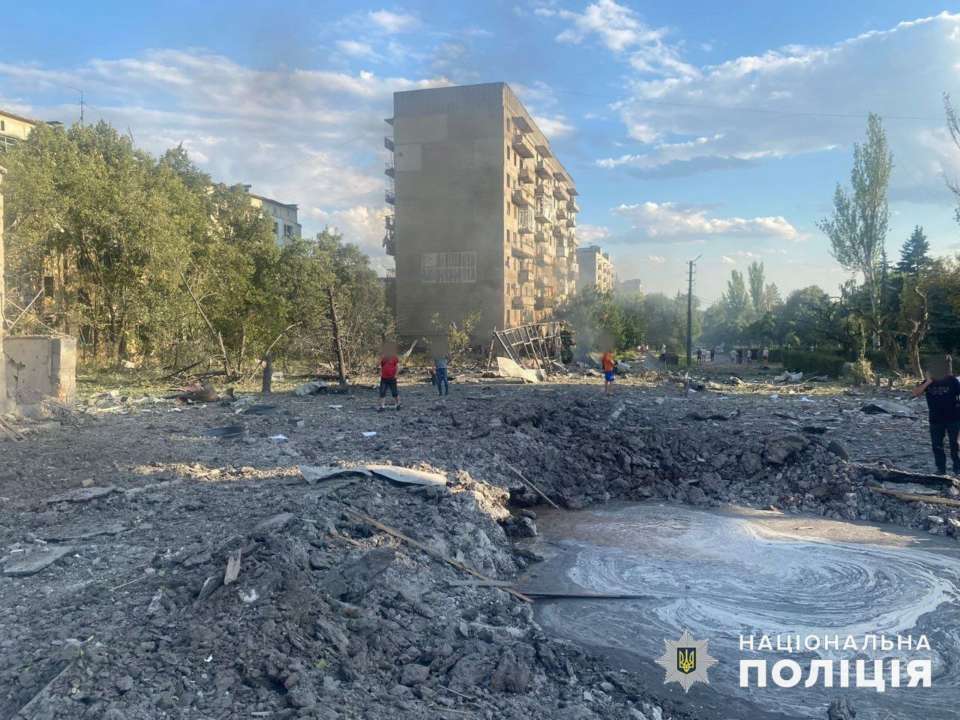 Из-за удара по Селидовому ранены три человека / Фото: МВД Из-за удара по Селидовому ранены три человека