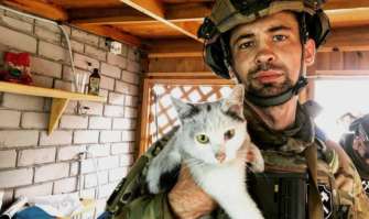 Військовий Віталій Овчаренко потролив росіян в соцмережах / Фото з відкритих джерел Тонкий тролінг: український захисник Віталій Овчаренко звернувся до росіян в соцмережах