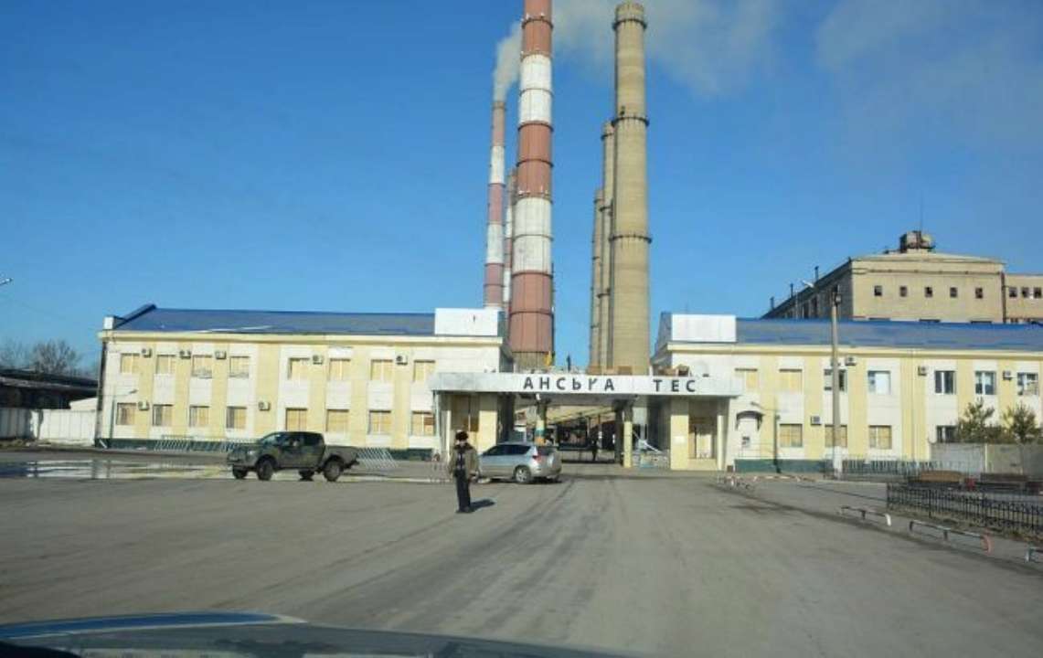 Обострение на Донбассе: боевики обстреляли Луганскую ТЭС и АЗС в Счастье