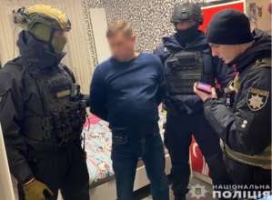 Санкція за найтяжчою з цих статей передбачає покарання у вигляді позбавлення волі на строк до семи років Санкція за найтяжчою з цих статей передбачає покарання у вигляді позбавлення волі на строк до семи років