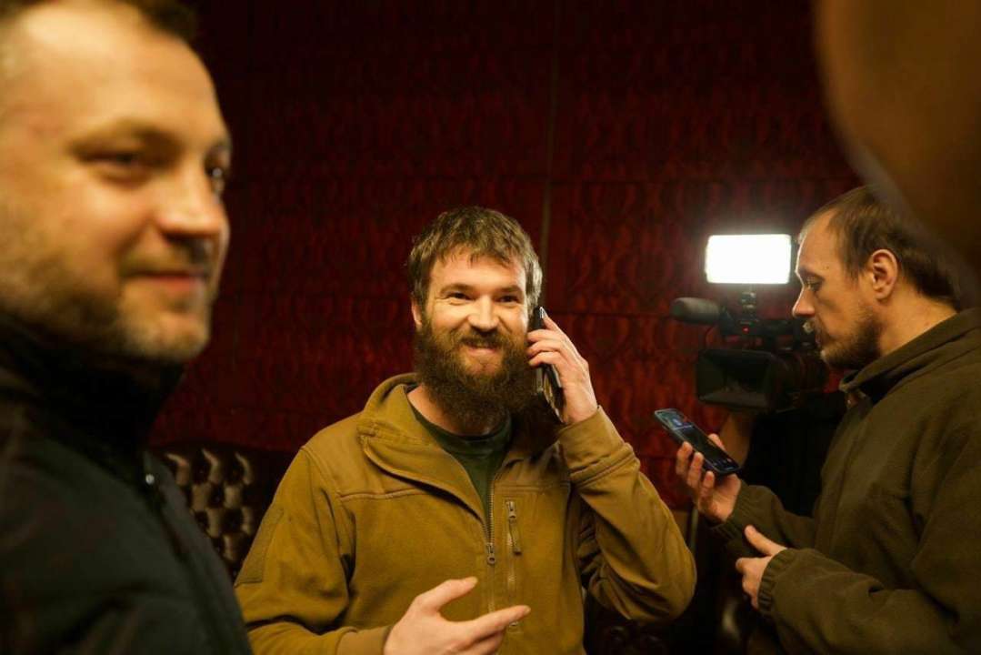 Командиры "Азова" вскоре смогут встретиться с семьями – ОП