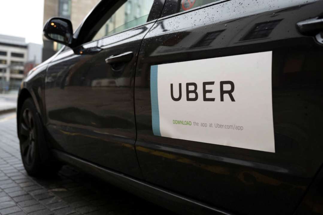 В США женщина украла авто у водителя Uber, потому что опаздывала в аэропорт/Фото: Matthew Horwood/Getty Images Авто Uber
