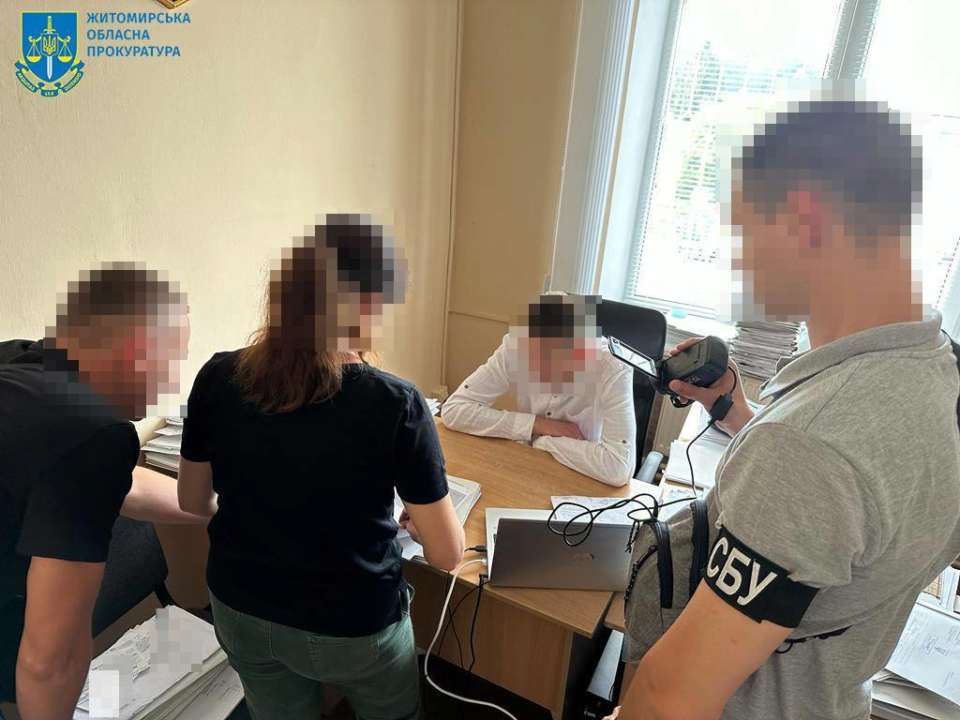 Пограничник вместе с подельниками обвиняется в серьезном преступлении / Фото: t.me/pgo_gov_ua Пограничник вместе с подельниками обвиняется в серьезном преступлении / Фото: t.me/pgo_gov_ua