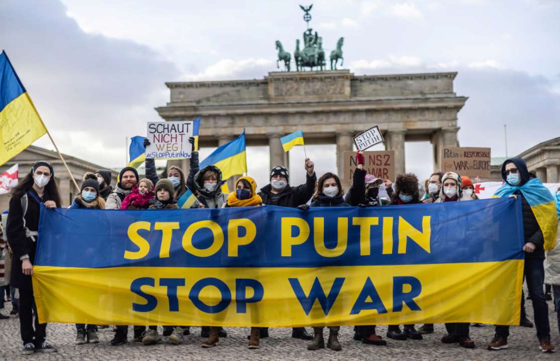 Берлин начал принимать онлайн-заявления о продлении временной защиты/Фото: Getty Images