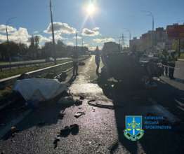 ДТП с участием автобуса в Голосеевском районе/Фото: Киевская городская прокуратура ДТП с участием автобуса в Голосеевском районе/Фото: Киевская городская прокуратура