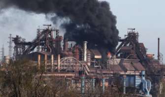Оккупанты обстреляли местных жителей на "Азовстале"/Фото: Азов Оккупанты обстреляли местных жителей на "Азовстале"/Фото: Азов