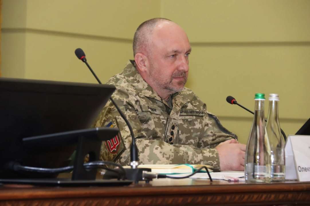 Силовики і ЗСУ перевірятимуть військкомів на доброчесність – Міноборони/Фото: Олександр Павлюк Силовики і ЗСУ перевірятимуть військкомів на доброчесність – Міноборони/Фото: Олександр Павлюк