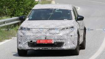 Фото: Motor1 З’явилися перші шпигунські фото нового електричного Renault Scenic