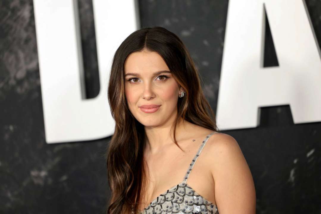 Милли Бобби Браун не любит смотреть фильмы/Фото: Dimitrios Kambouris/Getty Images for Netflix Милли Бобби Браун