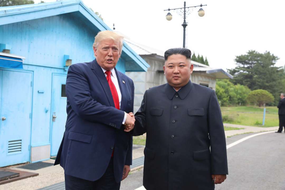 Северная Корея заявила о стратегии "самого жесткого противодействия США"