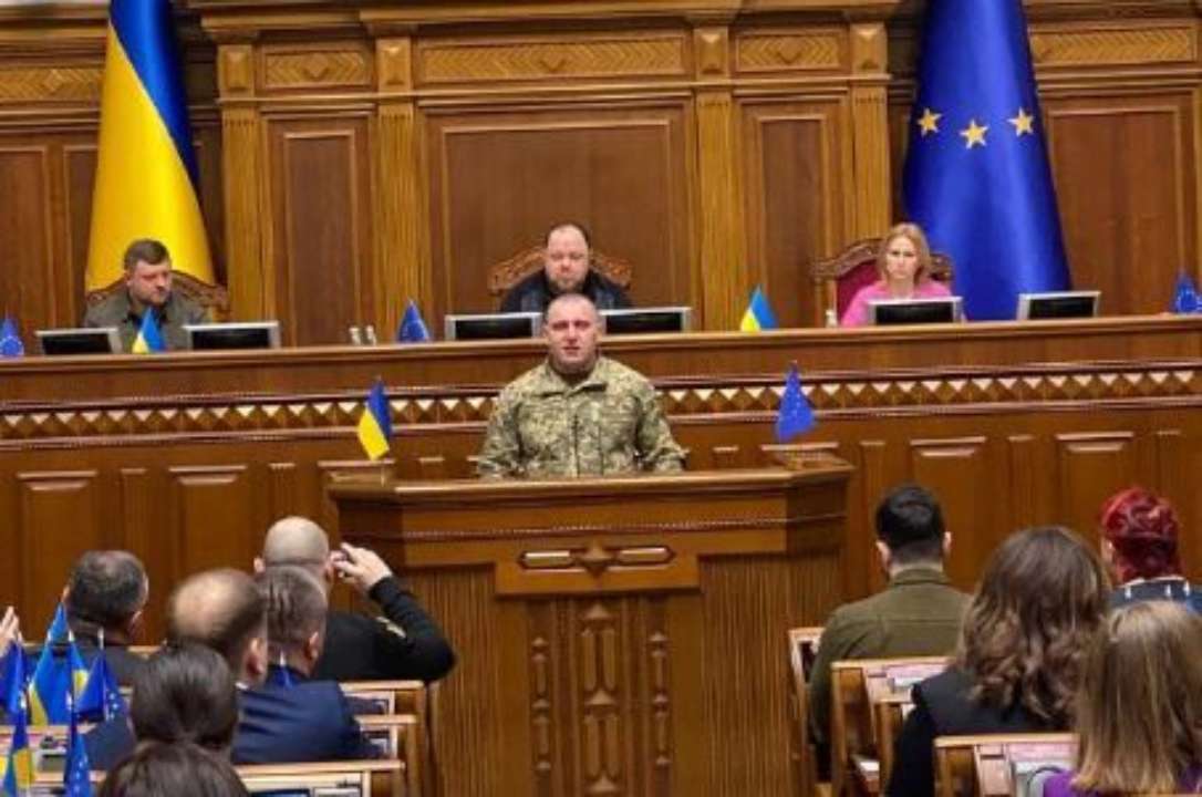 Малюка усадили в кресло главы СБУ