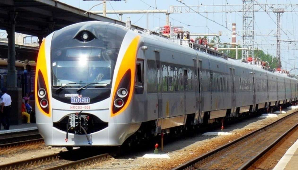 Поезд Киев-Вена задержан в Венгрии: в чем причина Поезд Киев-Вена задержан в Венгрии: в чем причина