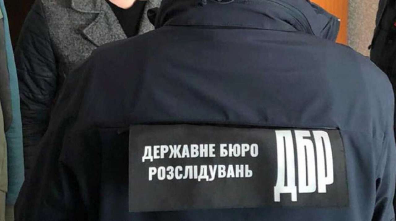 ДБР затримала чиновників із ТЦК, які битою побили військового / Фото: censor.net ДБР затримала чиновників із ТЦК, які битою побили військового / Фото: censor.net