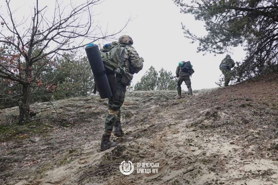 Понад тисяча осіб і 46 артсистем: втрати росіян