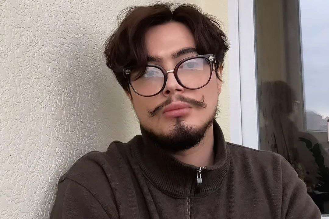 Звездный парикмахер стал жертвой ТЦК / Фото: Instagram/vlad_hairstyle_kiev/ "После 8 часов под пытками меня удалось выкупить": звездный парикмахер стал жертвой ТЦК