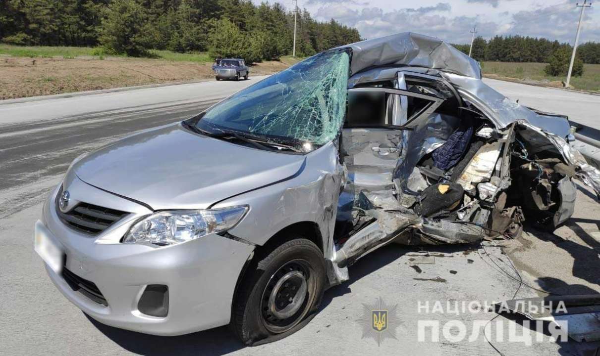 Фото: Національна поліція На Полтавщині в ДТП загинули журналісти українського телеканалу