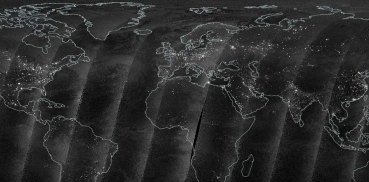 У повній темряві: NASA показало новий супутниковий знімок знеструмленої України