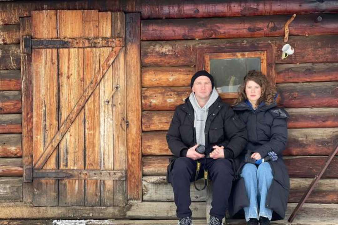 Дмитро Сова поділився, чому його дружина не може піти на війну бойовою медикинею