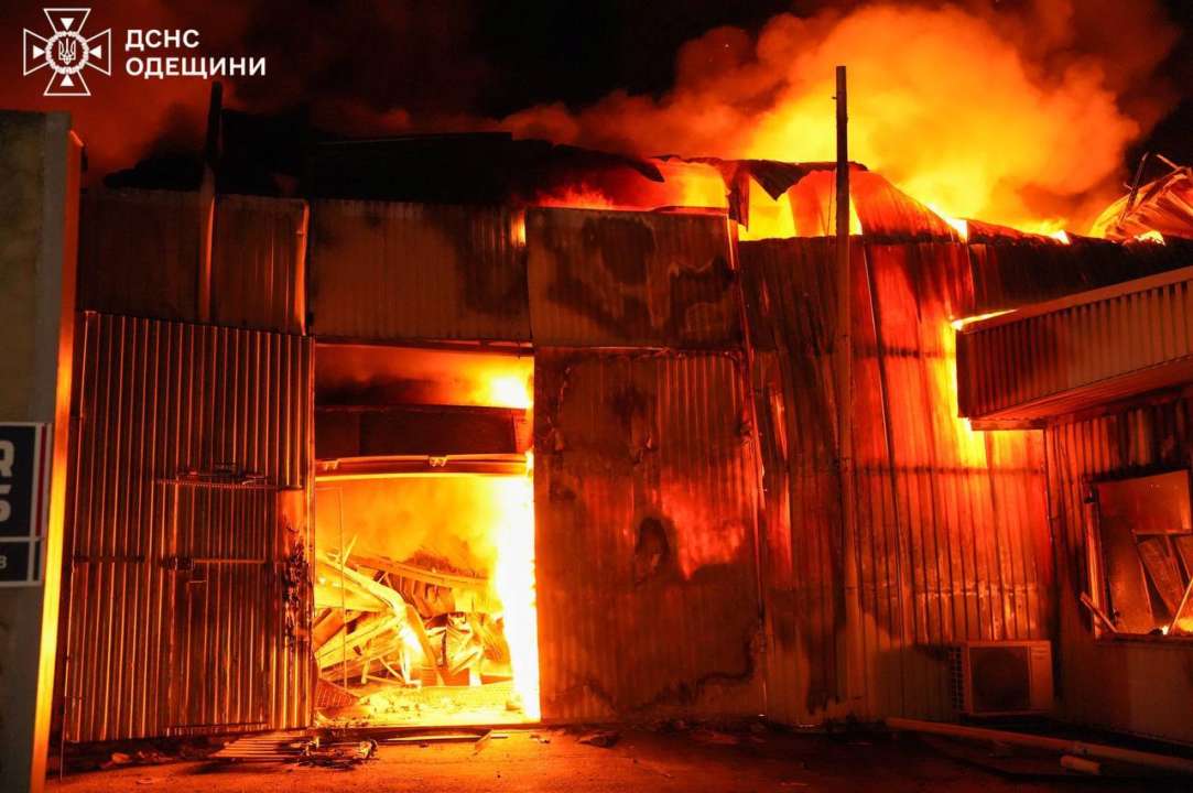 Черговий обстріл Одеси ще раз доводить важливість постачання Україні систем ППО — посол США