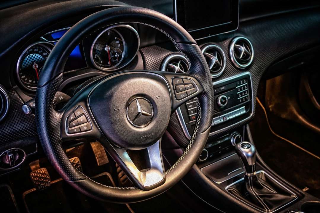 Як зареєструвати вживане авто з-за кордону: необхідні документи