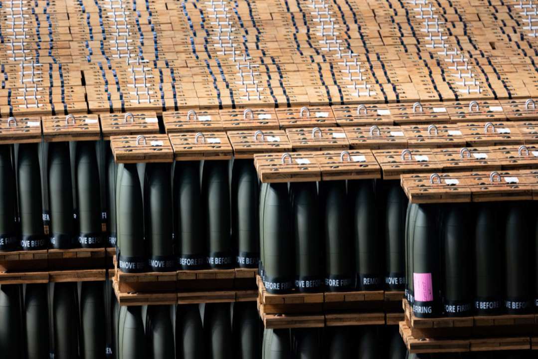 В Украину поступила первая партия снарядов, закупленных по чешской инициативе/Фото: Getty Images
