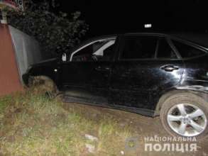 Фото: Национальная полиция В Киеве пьяный работник СТО попал в ДТП на чужом "Лексусе"