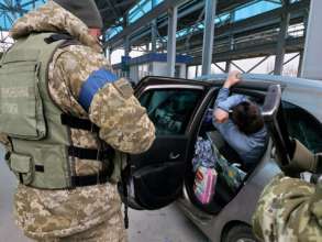 Чоловік хотів втекти з України у "пакеті малюка"/Фото: Facebook/Автор: Державна прикордонна служба України Державна прикордонна служба України