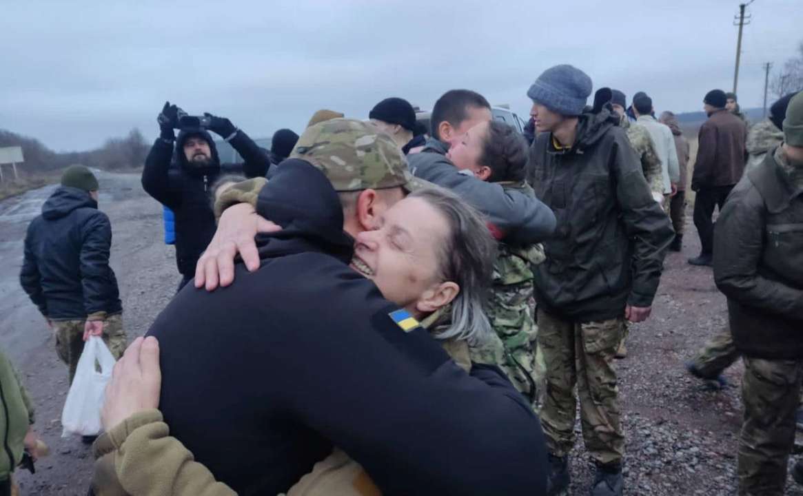 Як отримати інформацію про людину, яка перебуває у полоні – алгоритм дій від Мінреінтеграції/Фото: Андрій Єрмак Як отримати інформацію про людину, яка перебуває у полоні – алгоритм дій від Мінреінтеграції