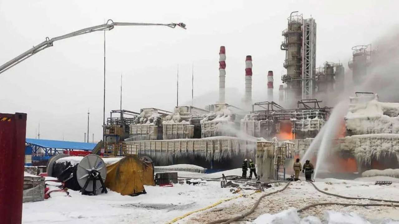 росія на пів року забороняє експорт бензину