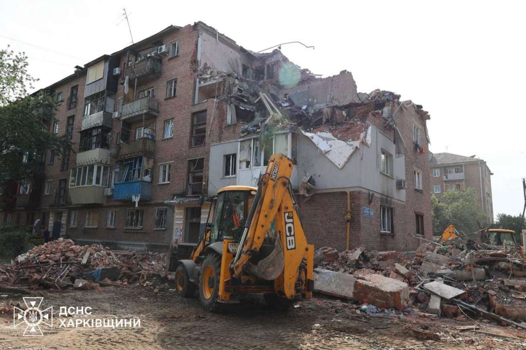У Харкові зросла кількість загиблих внаслідок нічного обстрілу У Харкові зросла кількість загиблих внаслідок нічного обстрілу