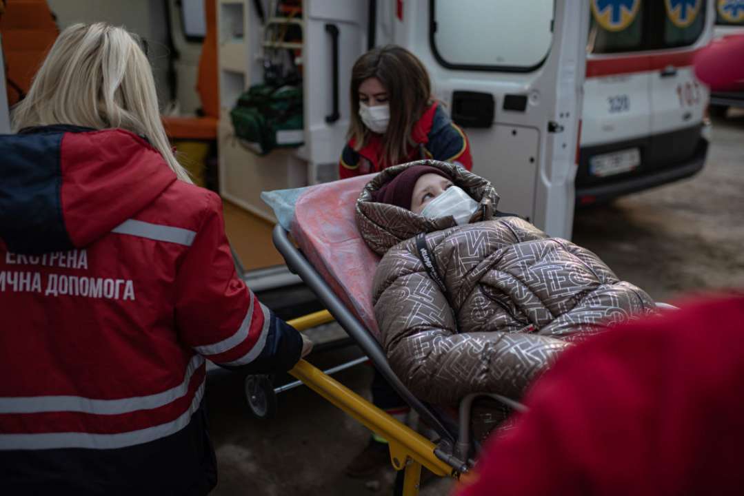 Можно ли вызвать "скорую" в условиях войны/Фото: Getty Images Можно ли вызвать "скорую" в условиях войны/Фото: Getty Images