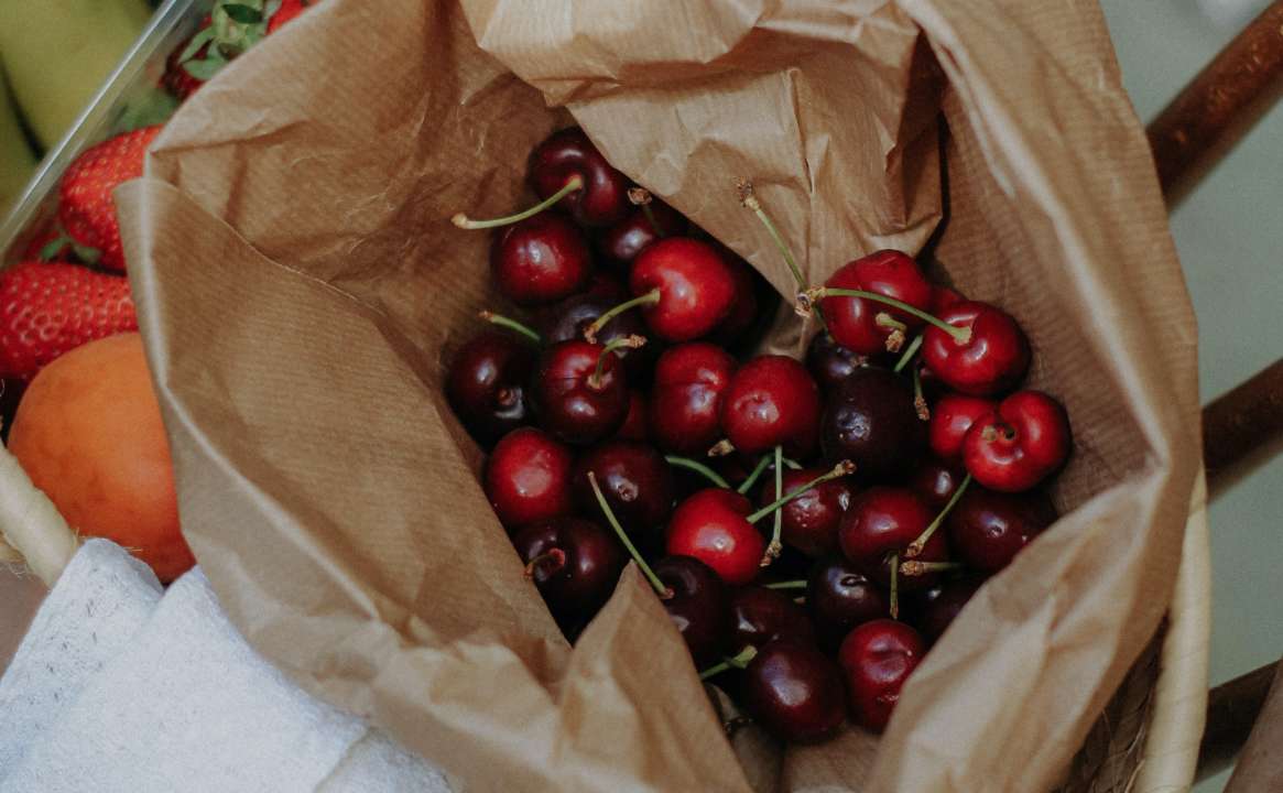 Как выбрать полезную черешню/Фото: pexels Как выбрать качественную и вкусную черешню: 5 полезных советов