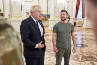 Борис Джонсон в третий раз за полгода посетил Киев/Фото: Борис Джонсон в Twitter Борис Джонсон и Владимир Зеленский в Киеве