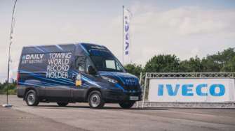 Фото: Iveco Електричний фургон Iveco потрапив до Книги рекордів Гіннеса