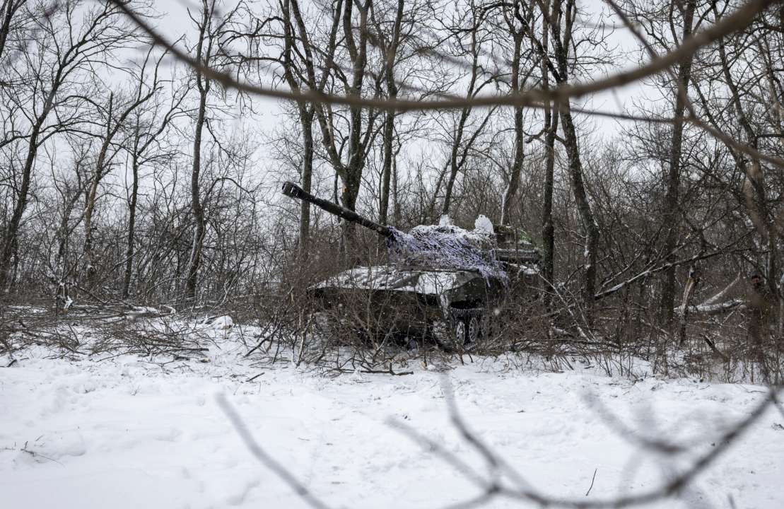 Окупанти почали атаку на Бахмут одразу з трьох боків / Фото: John Moore/Getty Images ЗСУ
