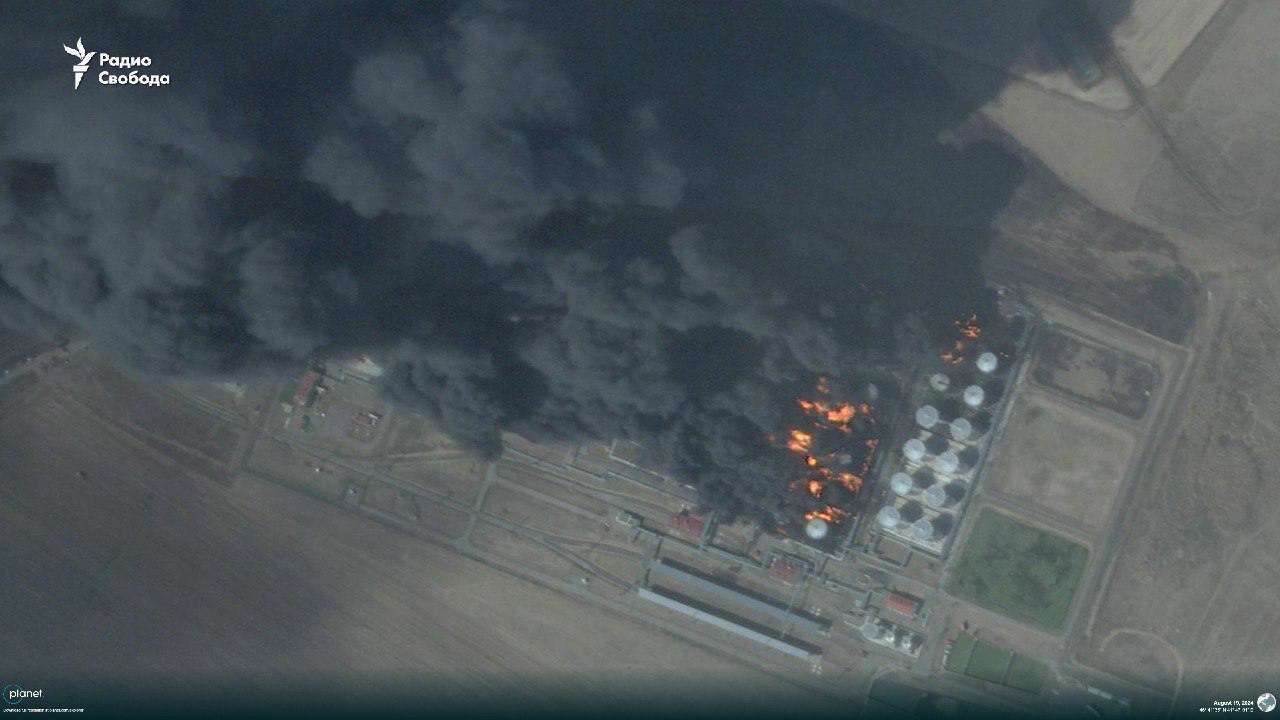В ростовской области продолжается пожар на нефтебазе В ростовской области продолжается пожар на нефтебазе